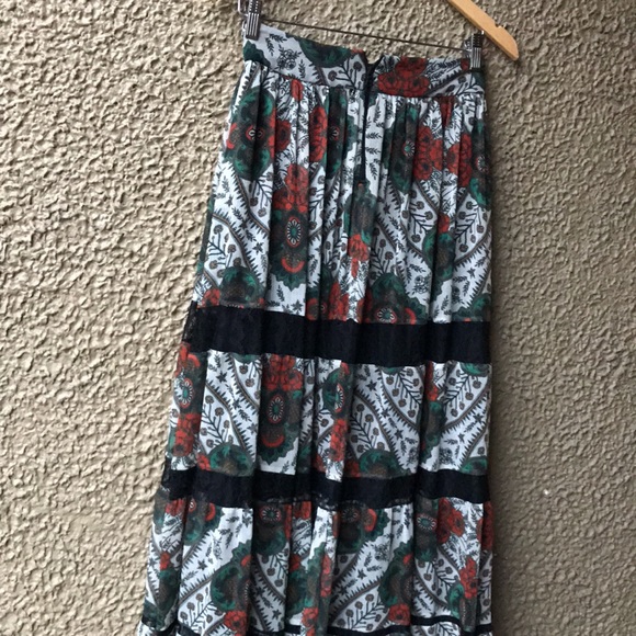 Alice + Olivia maxi skirt - Picture 3 of 13